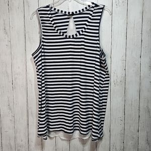 Torrid Women's Blue White Stripe Tank Top Round Neck Chiffon Back Size 3X Shirt.